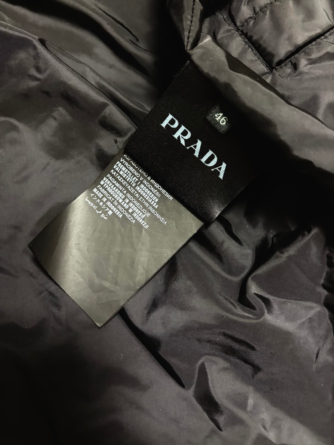 프라다 바람막이 상품이미지4
