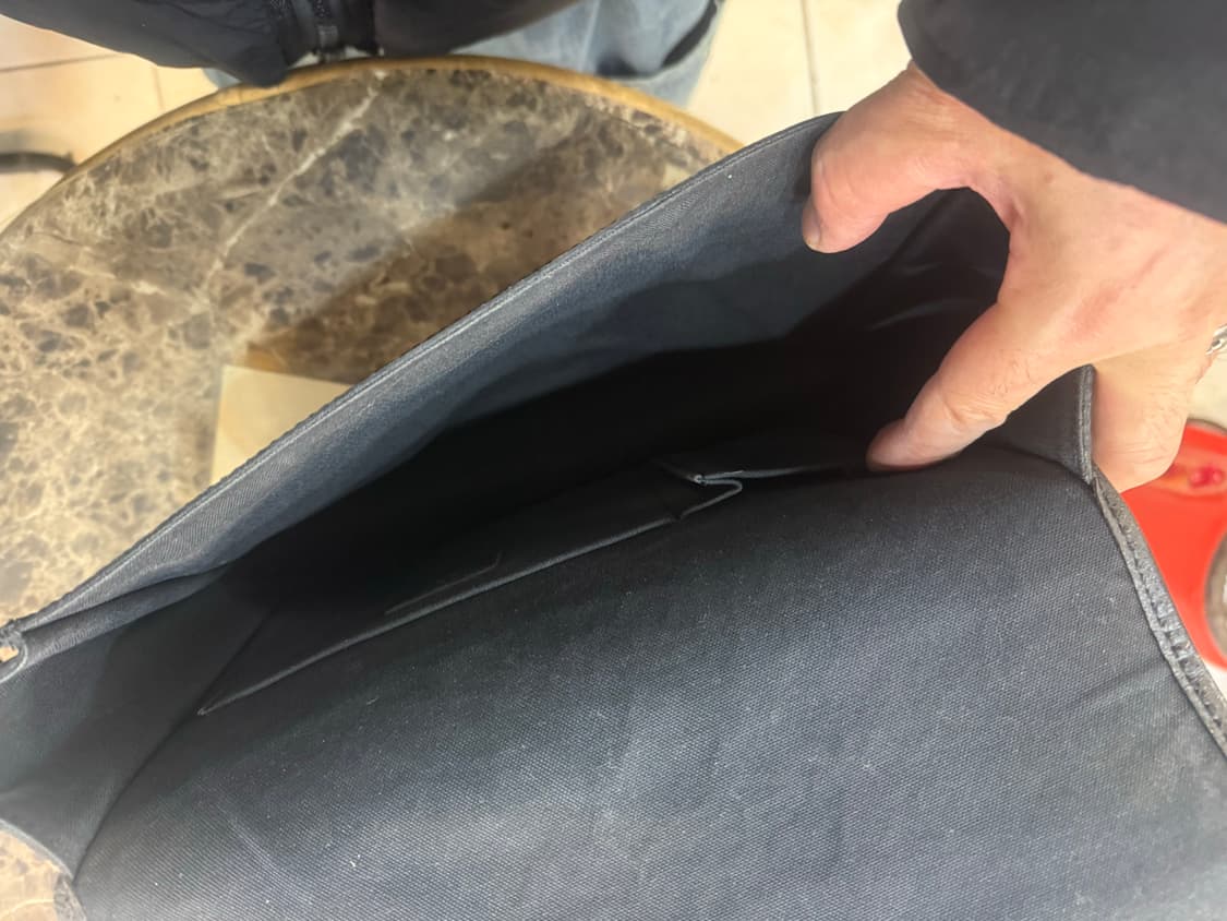 정품 루이비통 타이가 로만 메신저백 팝니다 상품이미지7