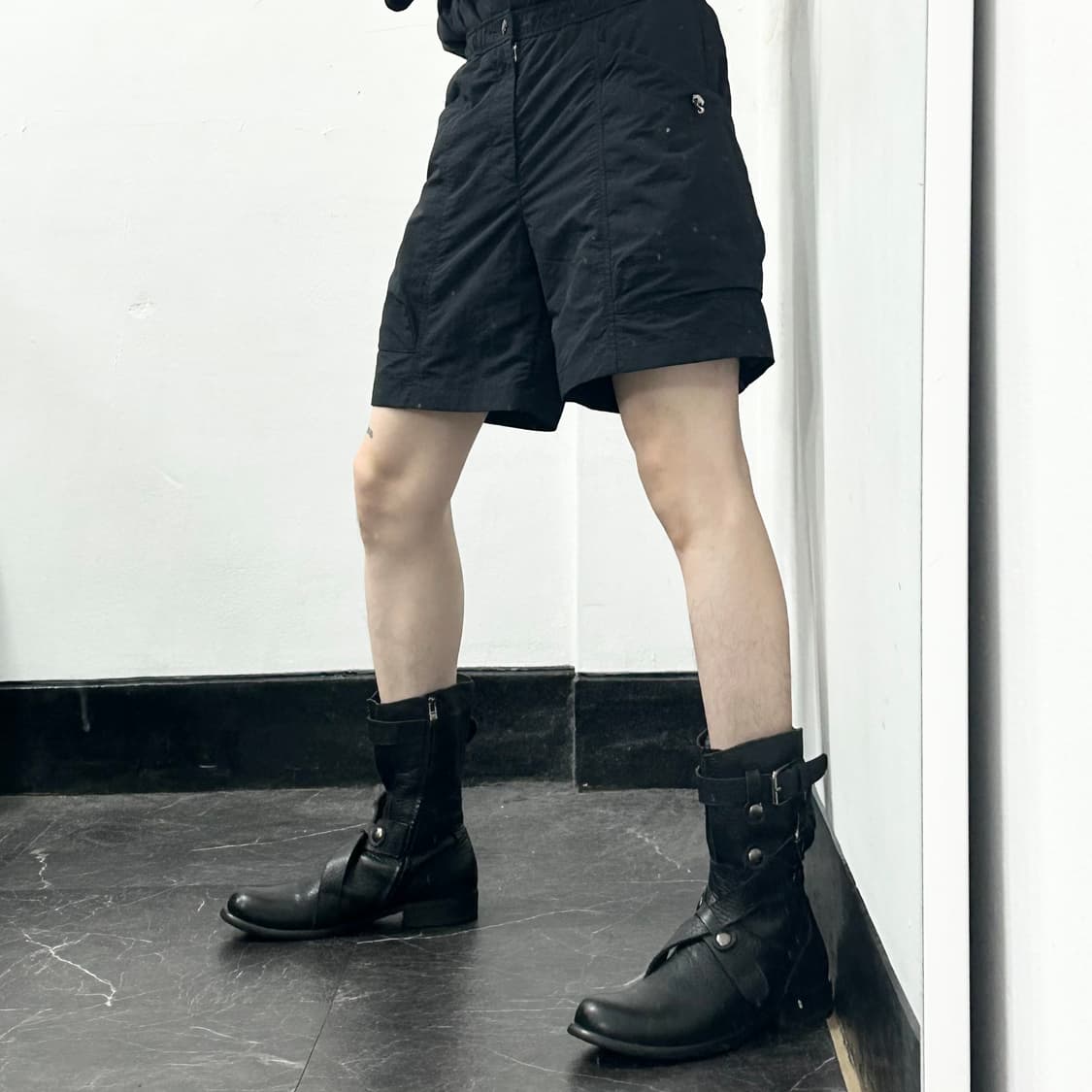 솔리드옴므 22SS 나일론 하프 팬츠 상품이미지1
