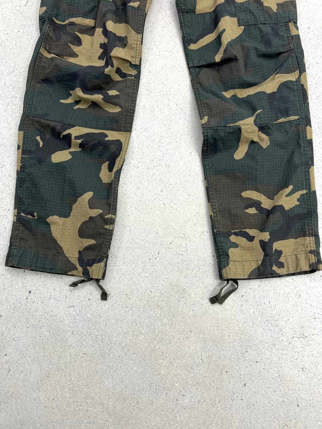 칼하트 WIP 레귤러 카모 팬츠 상품이미지8