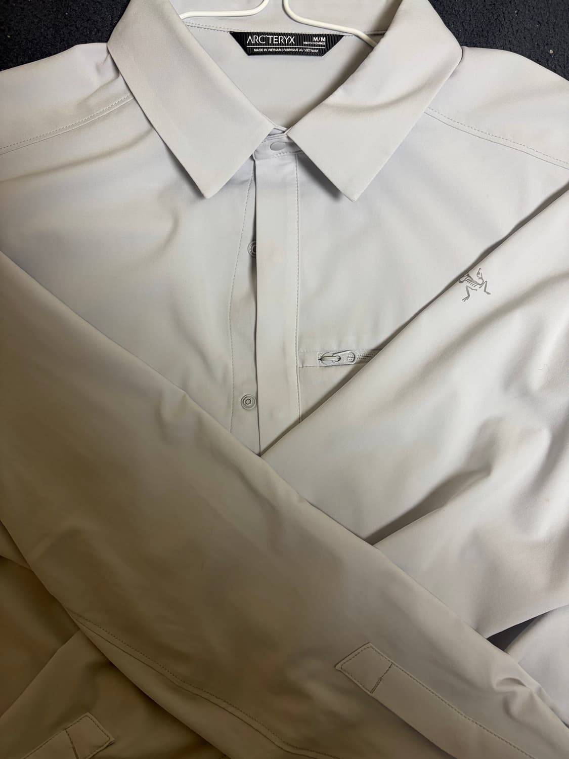 아크테릭스 25ss스카이라인셔츠 m사이즈 상품이미지2