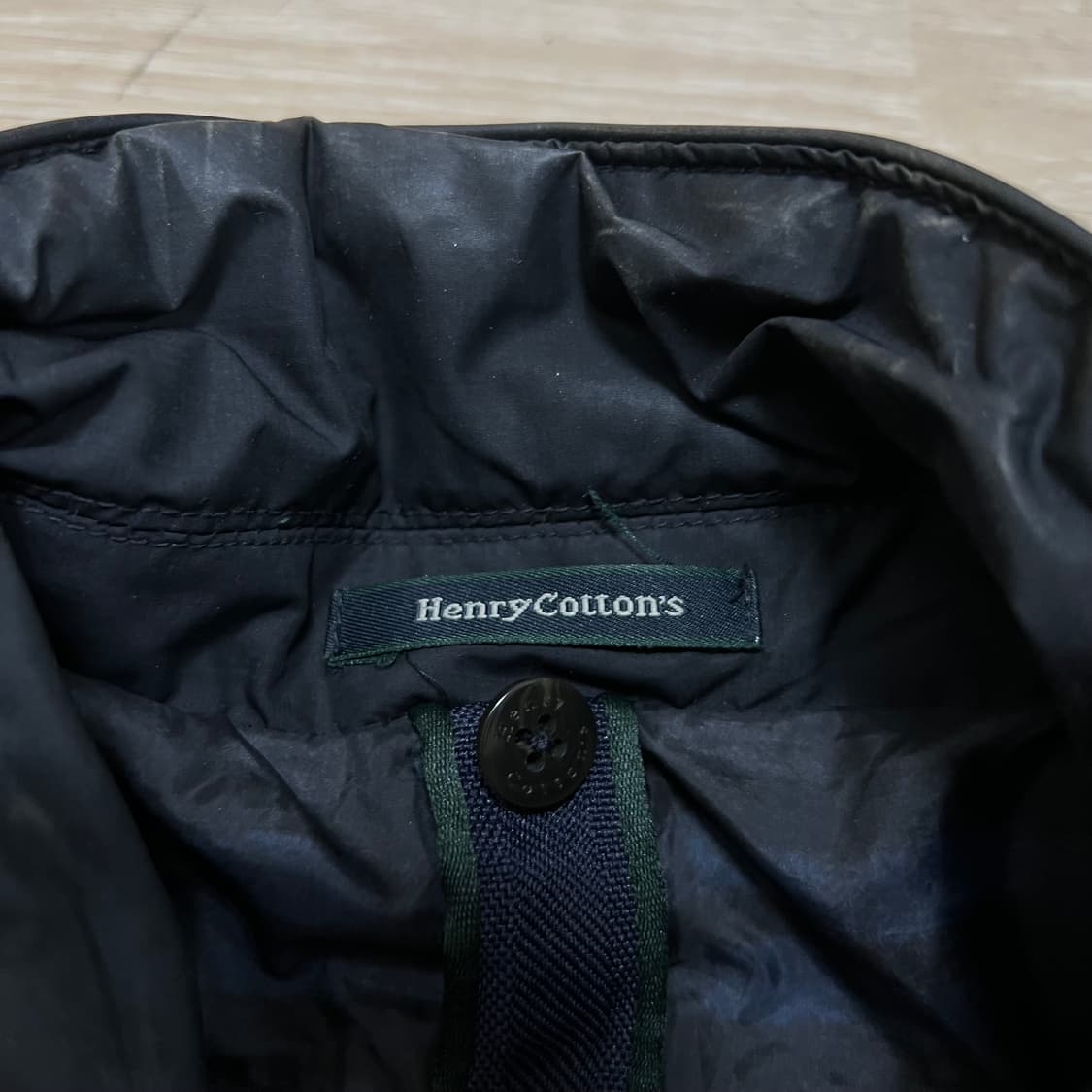 헨리코튼 다운 스탠드넥 와펜 숏 코트패딩 점퍼 [블랙] L/100 상품이미지5