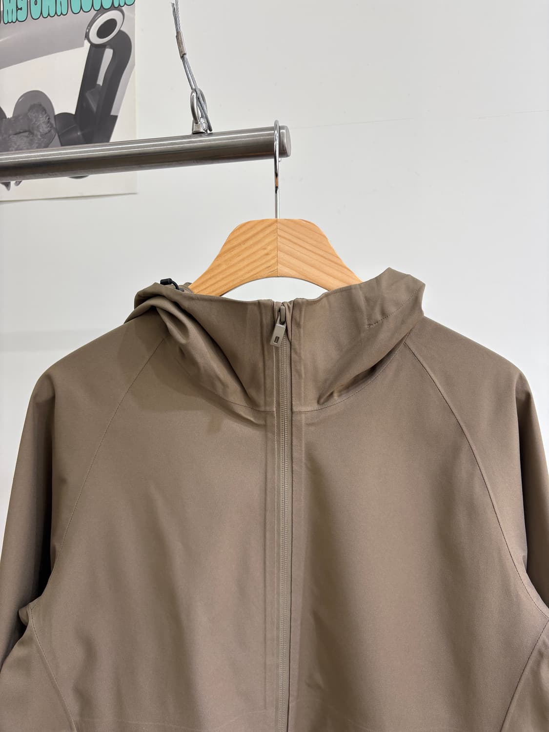 UNIQLO 바람막이 상품이미지2