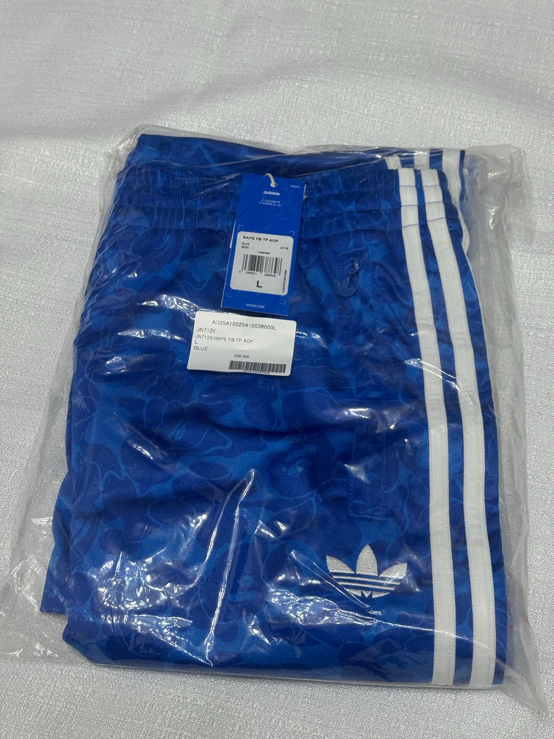 아디다스 x 베이프 파이어버드 트랙 팬츠(KR-L 사이즈) 상품이미지2