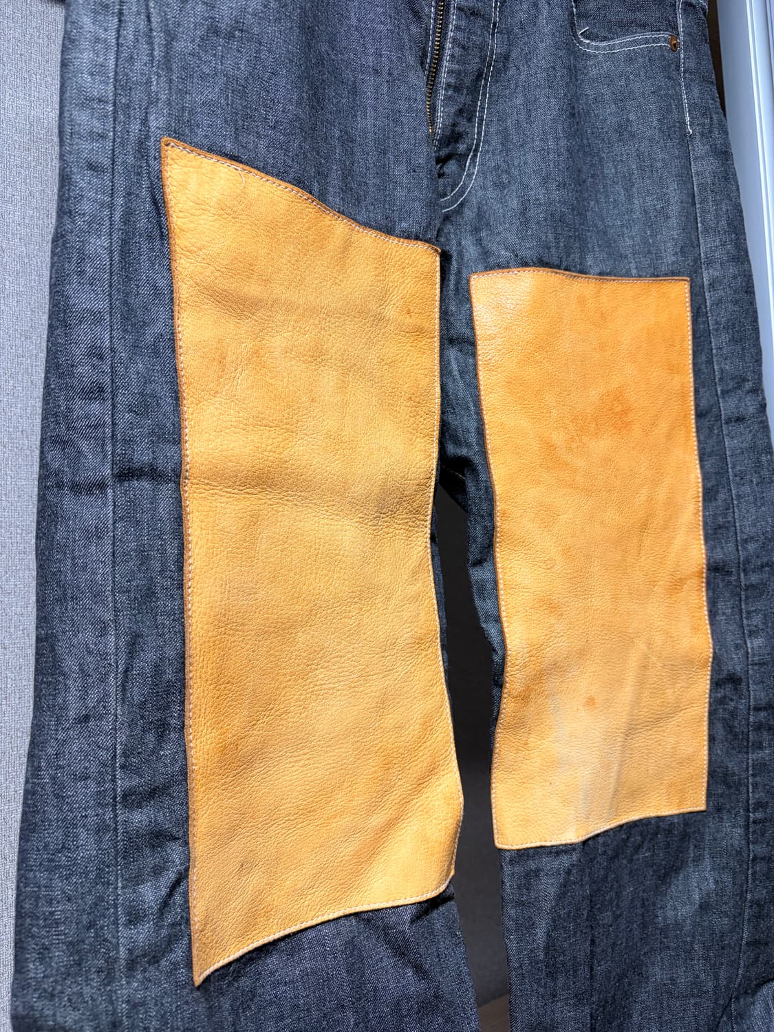 빈티지 가죽 패치 데님 상품이미지3