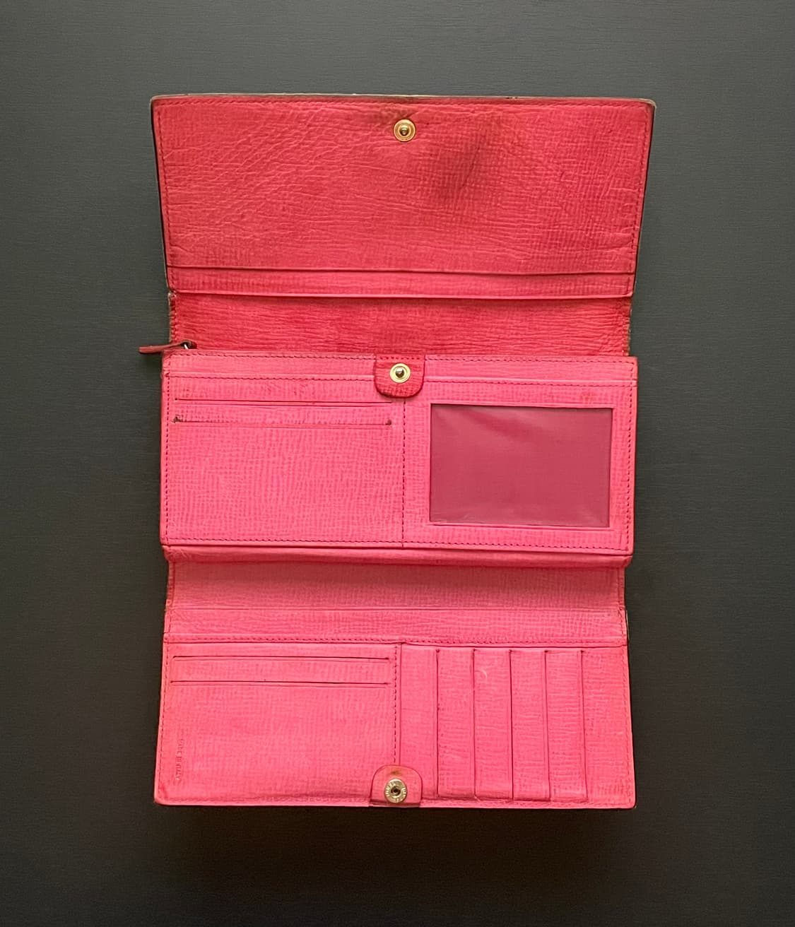 [정품] 펜디 주카 FF 지갑 장지갑 핑크 안감 상품이미지3