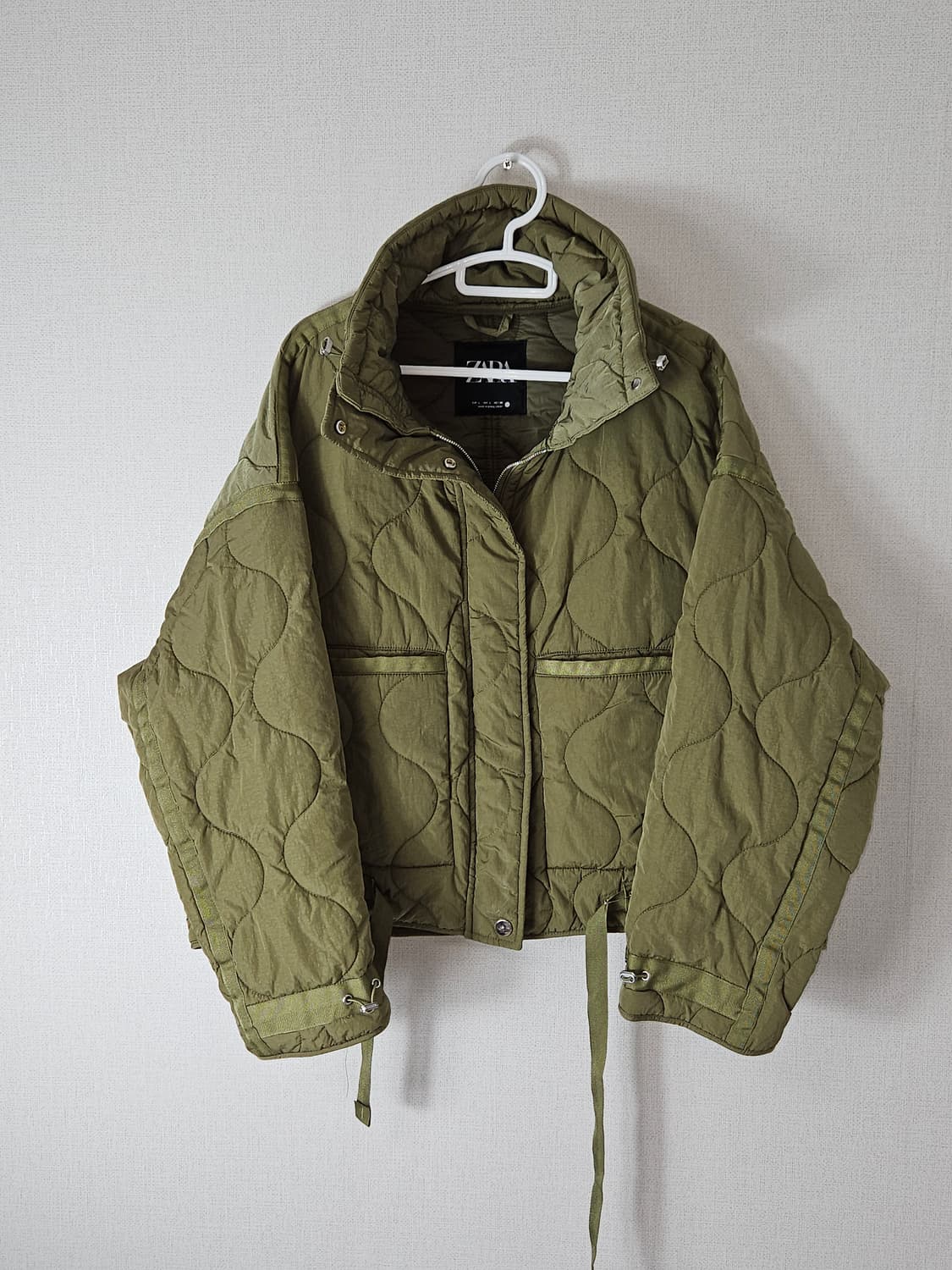 자라 ZARA 올리브 퀄팅 누빔자켓 하이넥 L (거의 새상품) 상품이미지1