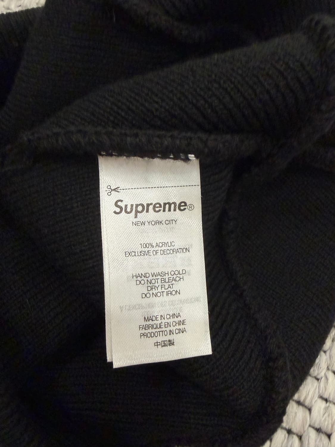 슈프림 태그 비니 상품이미지3