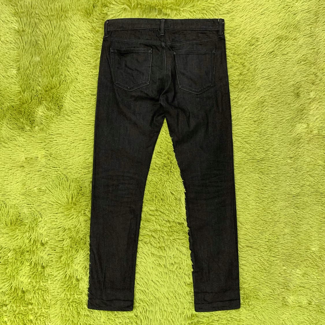 [34] 유니클로 테이퍼드핏 셀비지 블랙진 상품이미지2