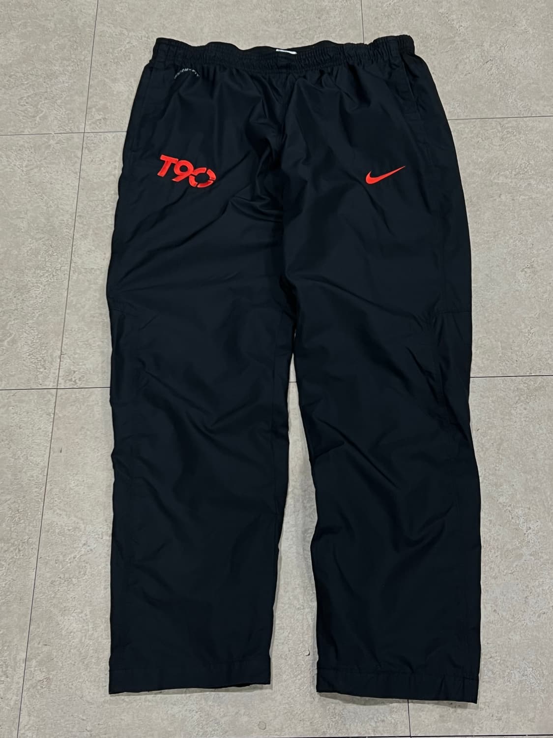 나이키 스톰핏 T90 우븐 트랙팬츠 블랙 상품이미지2