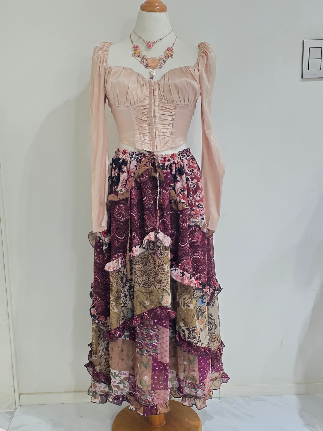 일본빈티지)플로럴 셔링 캉캉 스즈코 모리걸 보헤미안 패치워크st 롱스커트 상품이미지3