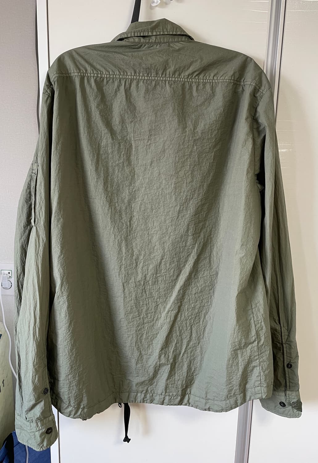 CP컴퍼니 테일론 셔츠 (카키, L사이즈) 상품이미지5