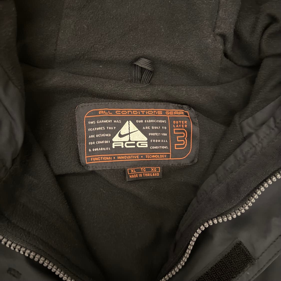 나이키 ACG 블랙 멀티스우시 하이넥 테크 아노락 자켓 상품이미지3