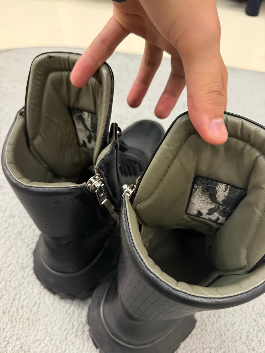 릭오웬스 FW18 말가죽 레전드 멋돌이 시시포스 트랙터 부츠 (270) 상품이미지2