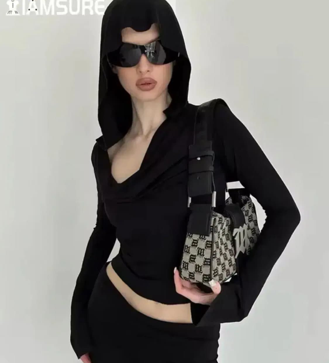 고프코어 딱붙 셔링 후드티 긴팔티 롱슬리브 고딕 펑크 상품이미지1