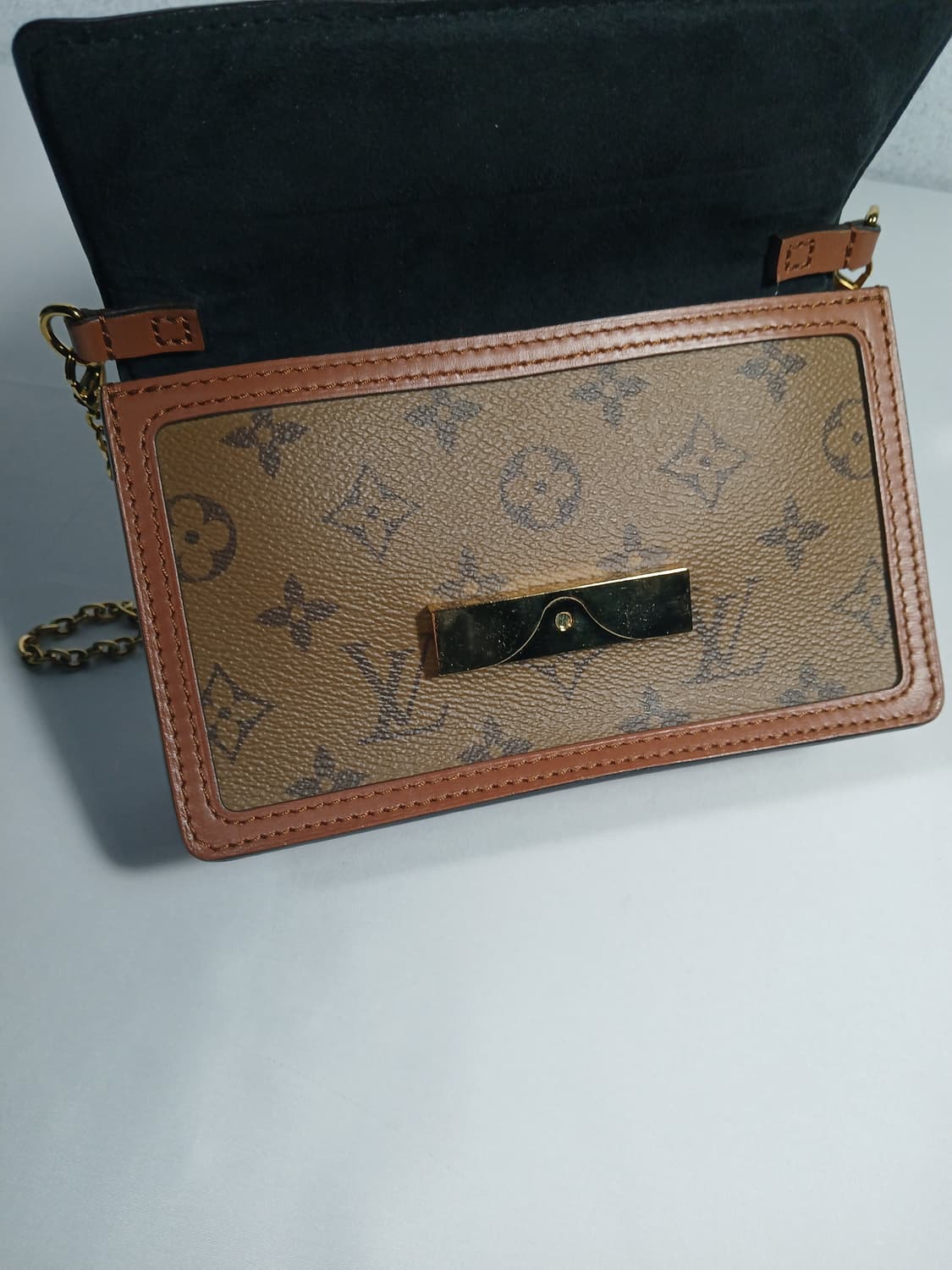 루이비통 도핀 체인 월릿 크로스백 M68746 상품이미지9