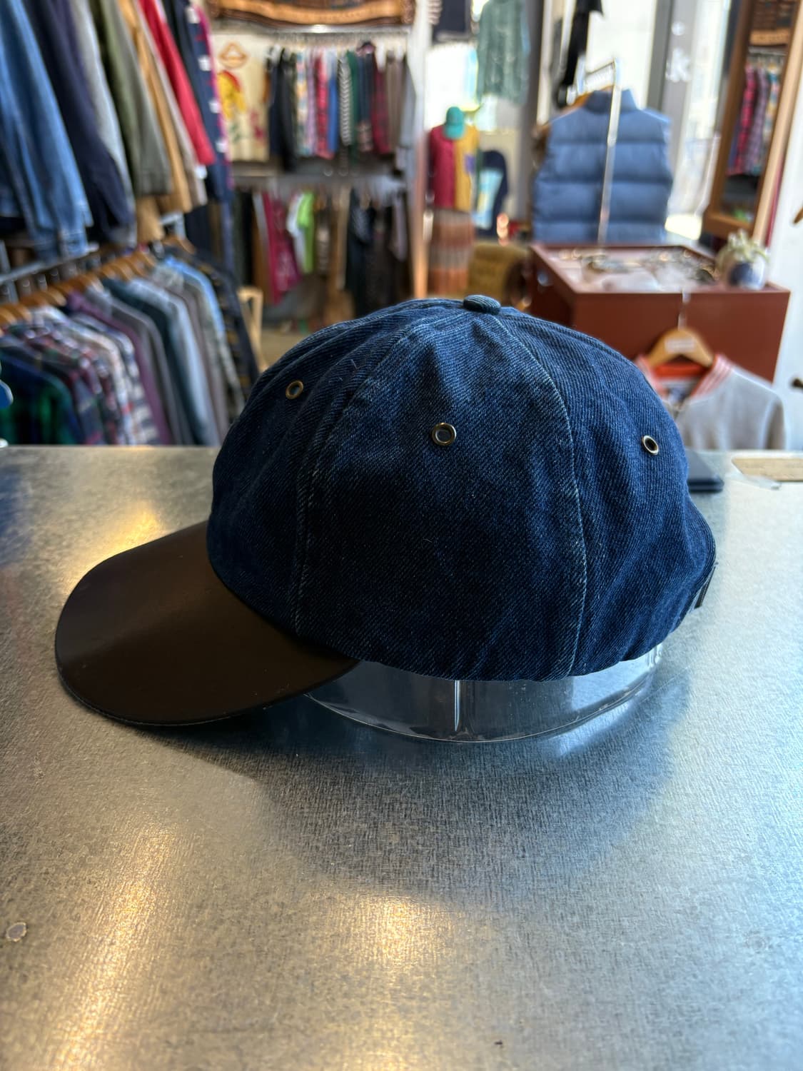 90s USA 에디바우어 리얼 레더 데님 캡 상품이미지3