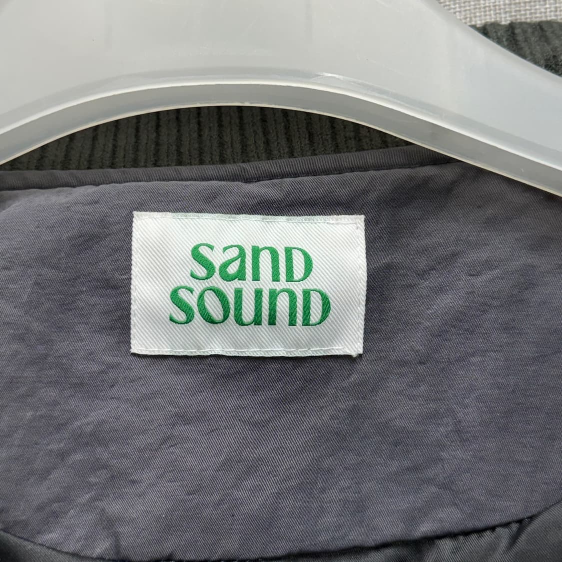 [F] Sand Sound 샌드사운드 백로고 퀼팅 봄버 자켓 점퍼 상품이미지7