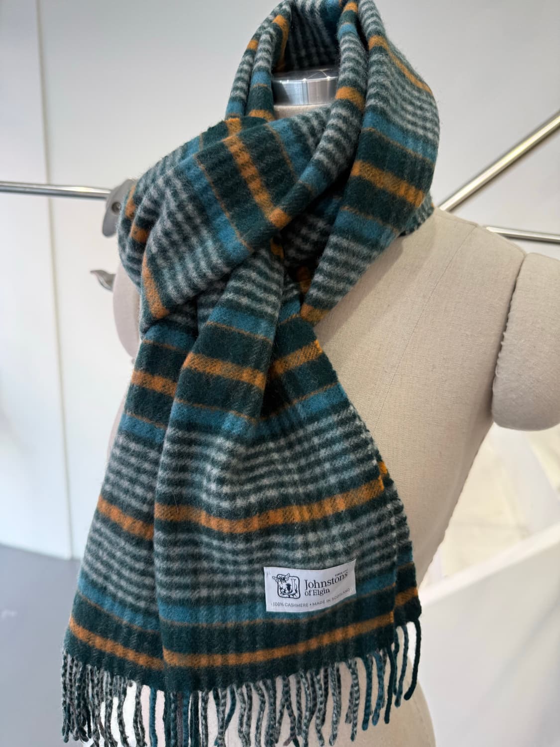 존스톤스 오브 엘긴 캐시미어 머플러 상품이미지1