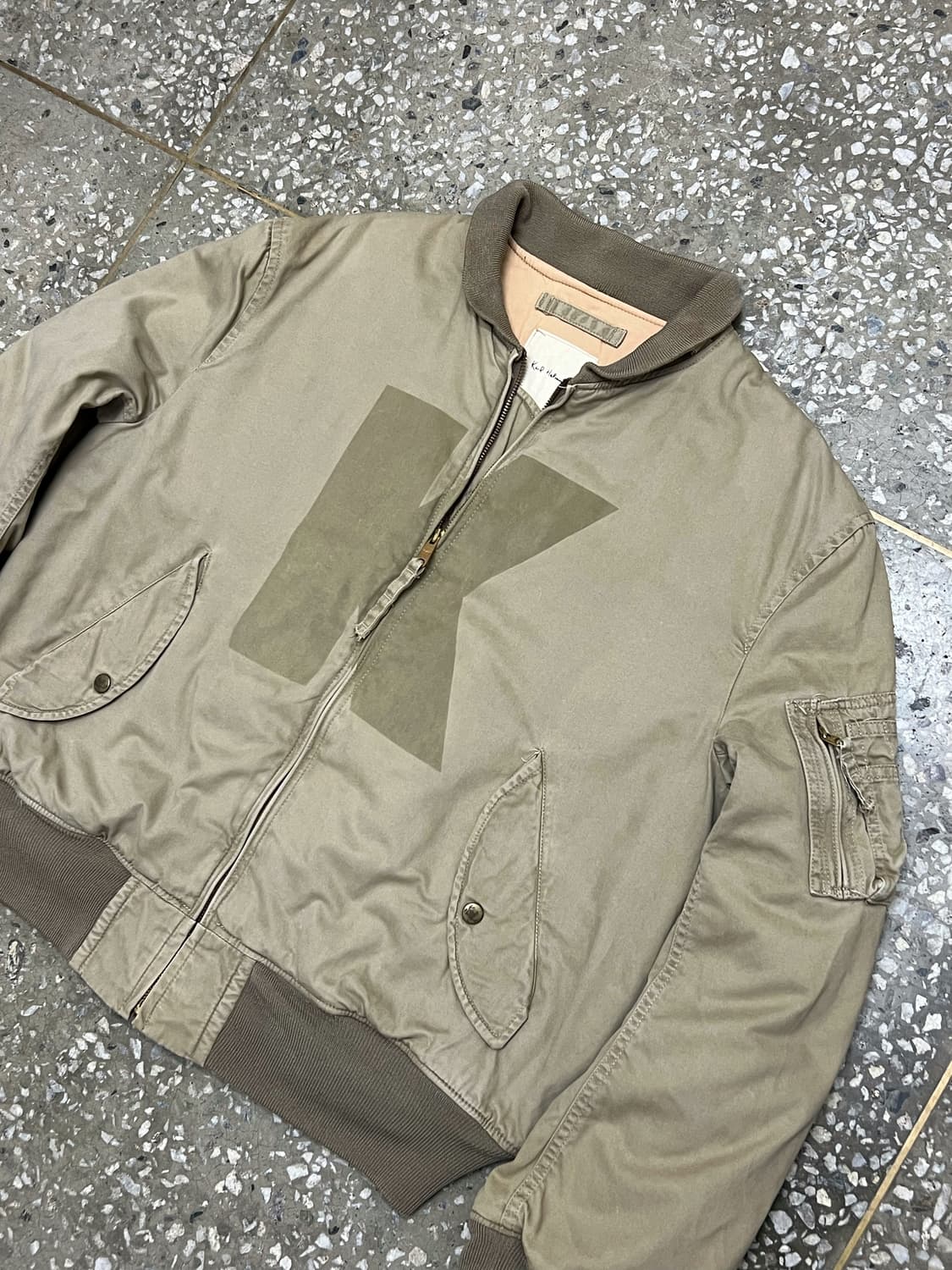 Karl Helmut Kaki begie Bomber Jacket 상품이미지3