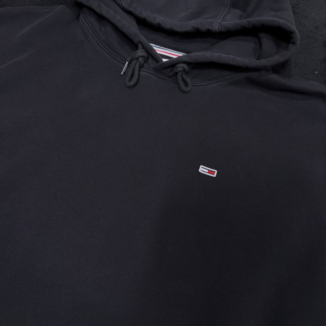 XL 타미힐피거 타미진스 블랙 스몰로고 후드티 상품이미지3