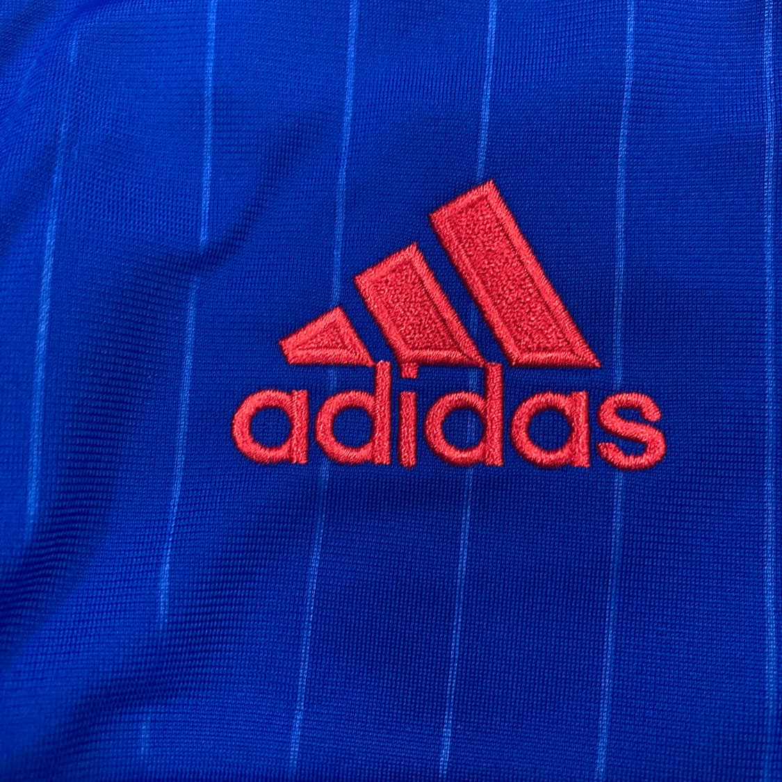 아디다스 맨체스터 유나이티드 로고 쉘탑 상품이미지3