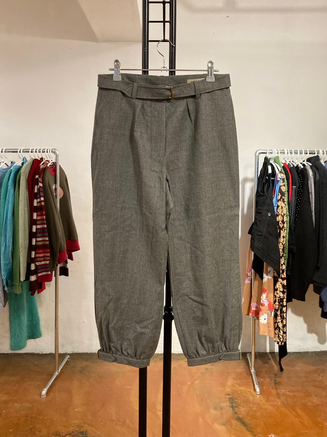 생로랑 크롭 슬랙스 34 상품이미지2