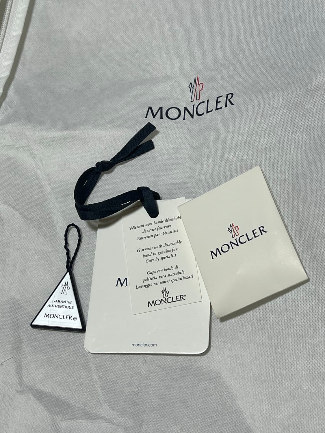 몽클레어 클루니 6 사이즈 상품이미지9