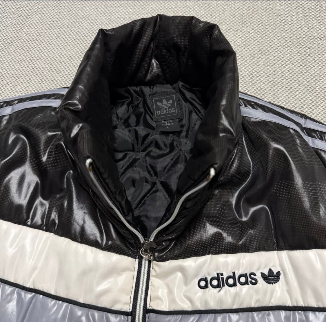 아디다스 올드스쿨 패딩 자켓 상품이미지2