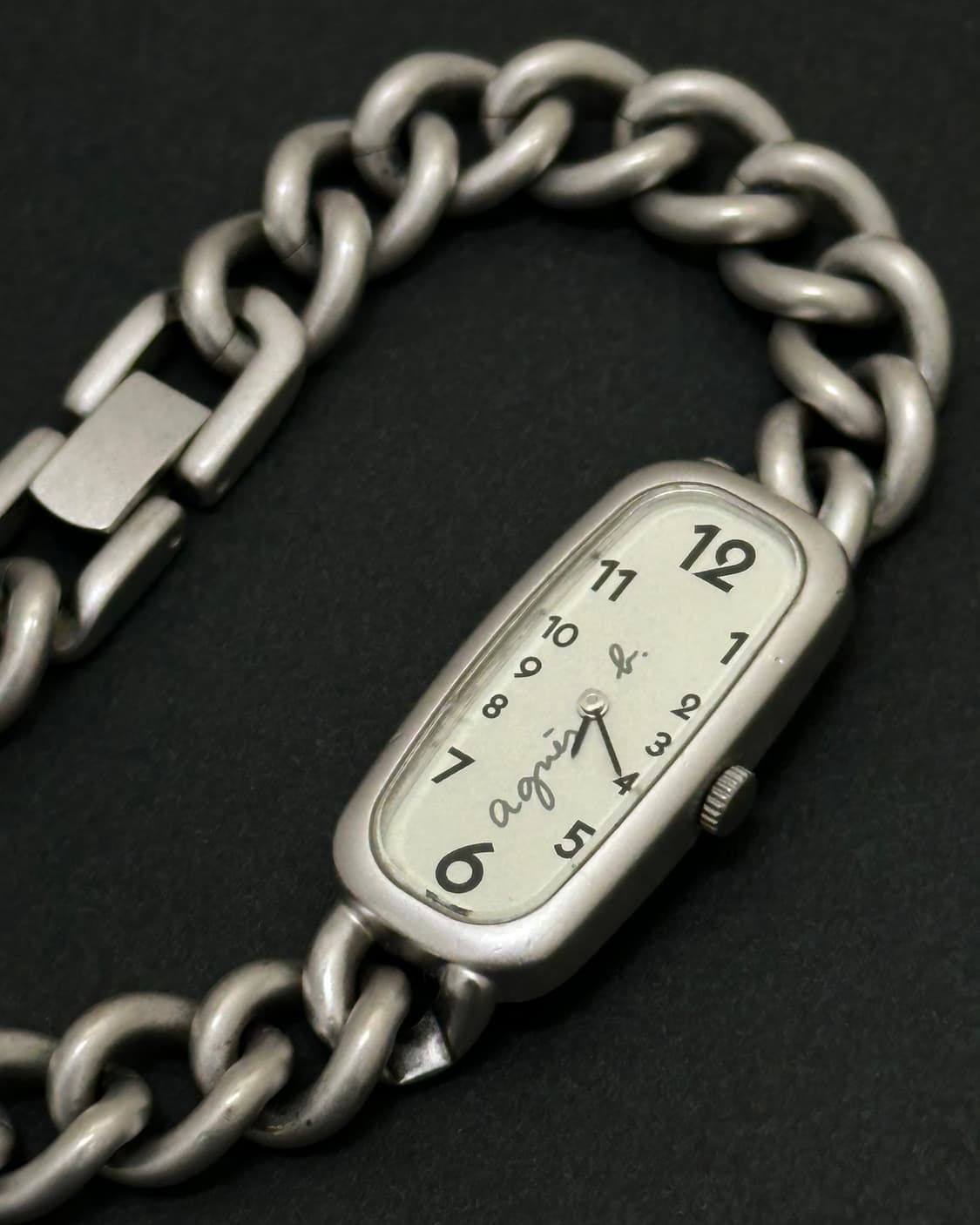  아네스베 오벌 쿼츠 시계 상품이미지3