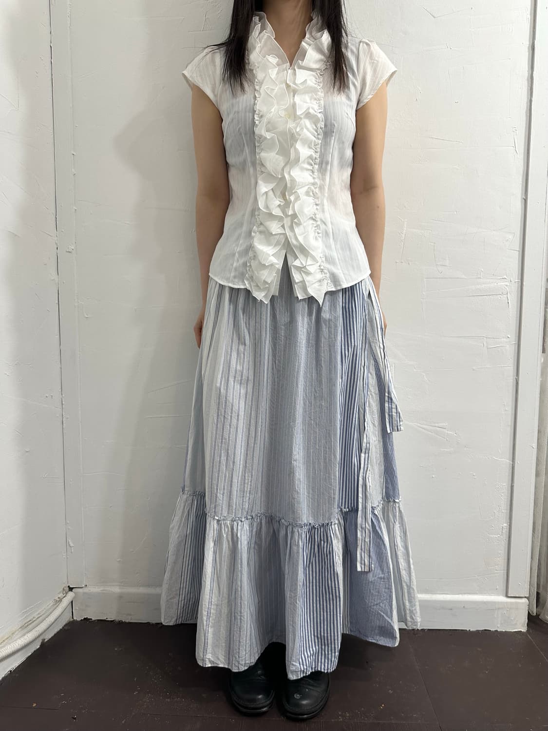 cosa de ver white ruffle shirt 상품이미지4