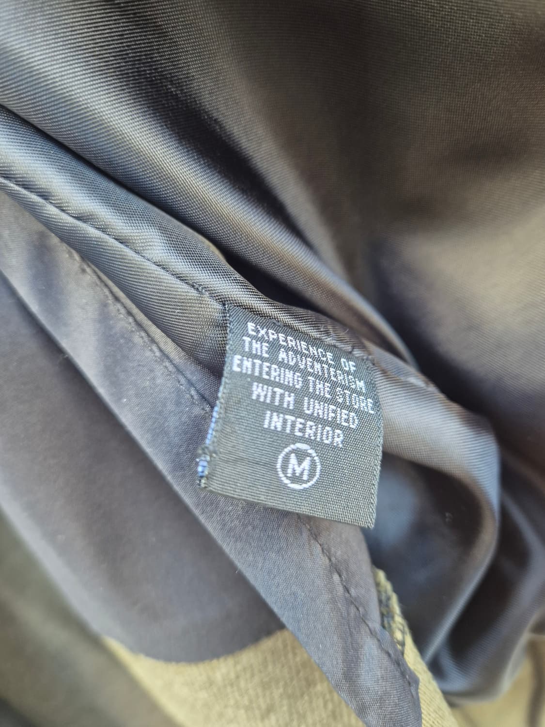 BEIGE 브랜드의 여성자켓입니다 상품이미지5