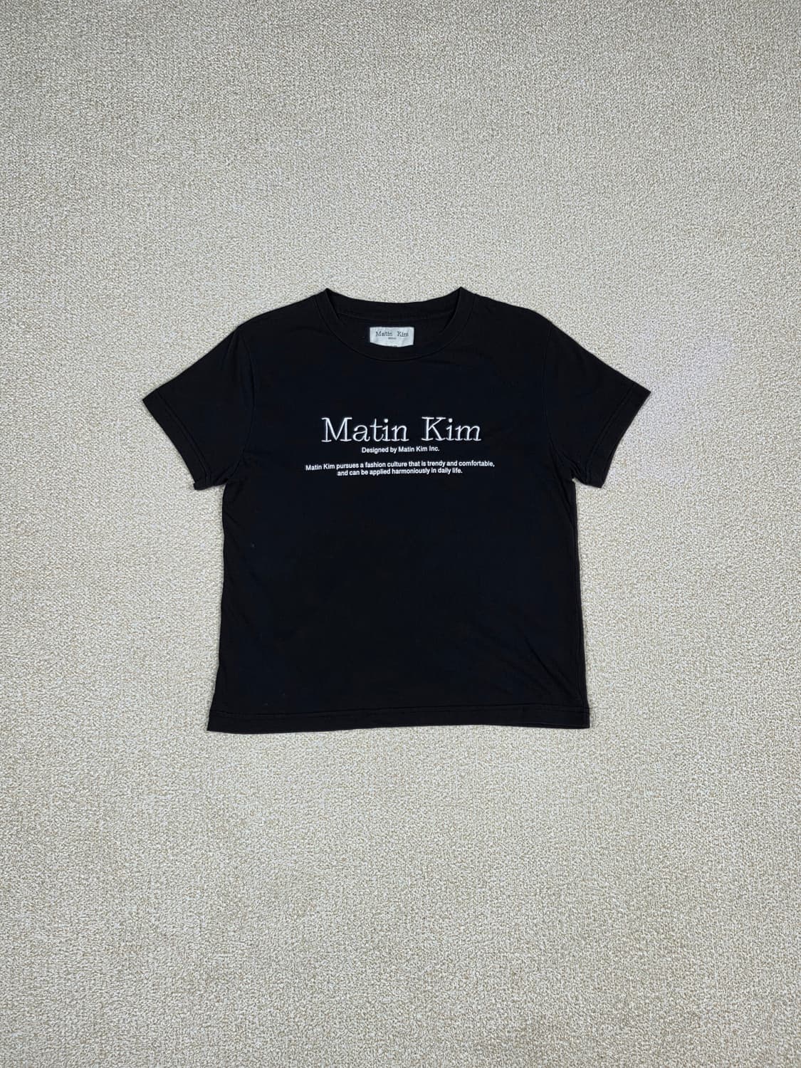 [마뗑킴] 시그니처 로고 레터링 반팔 티셔츠 | S00040 상품이미지1