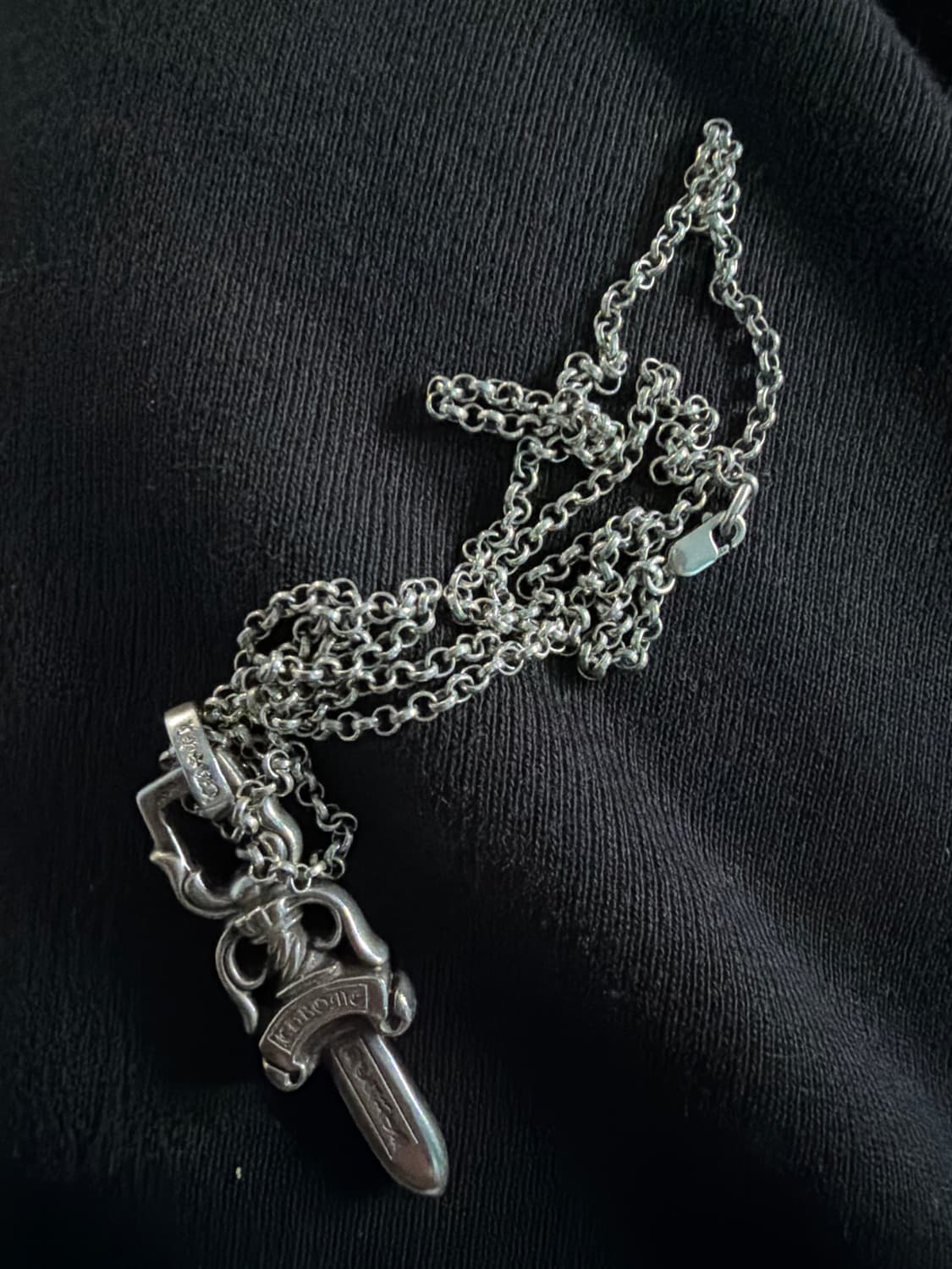 크롬하트 대거 목걸이 상품이미지1