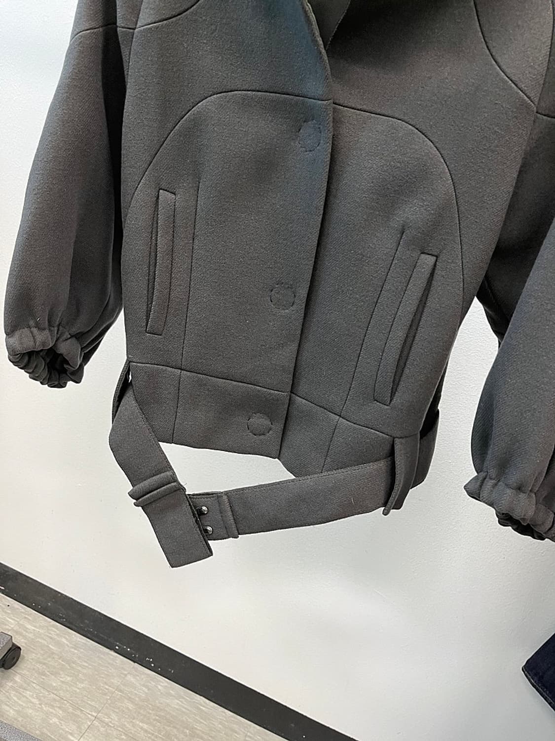 여) 프라다 벨티드 크롭 울자켓  상품이미지4