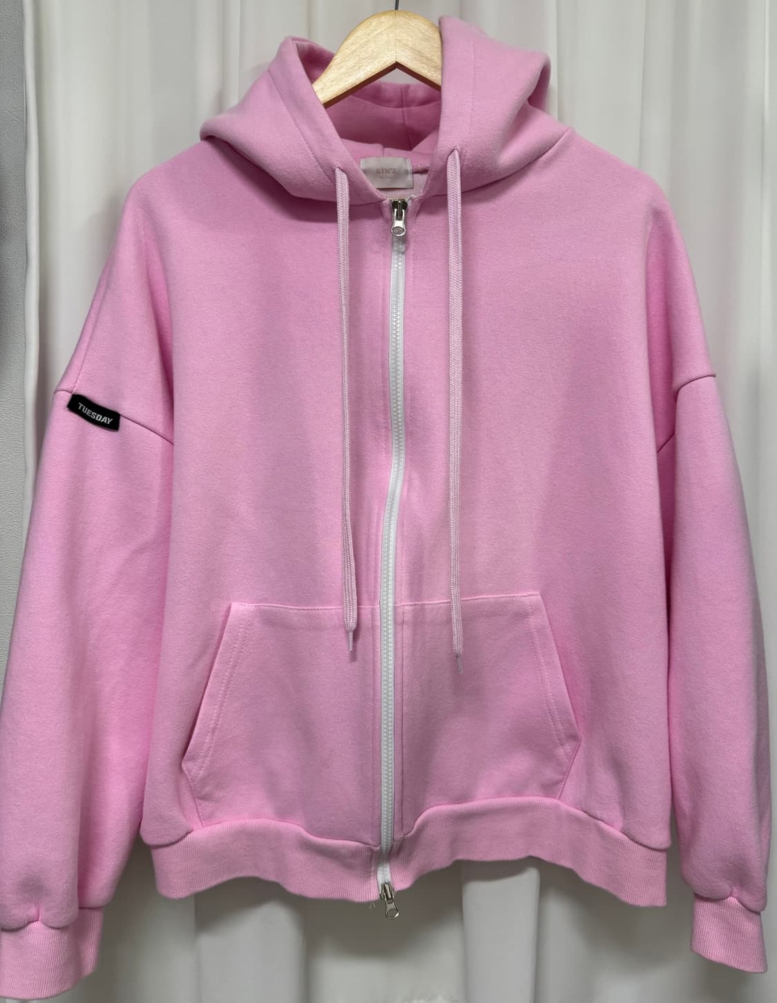 킴즈서울 핑크색 오버핏 후드 집업 상품이미지2