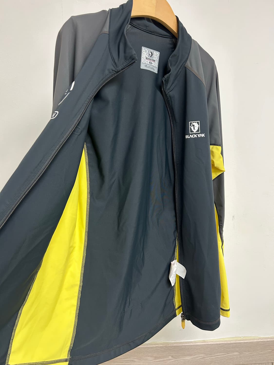 블랙야크 여성 바람막이 100 상품이미지4