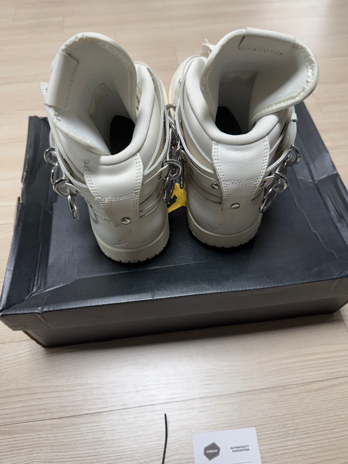 꼼데 나이키 조던1 275 상품이미지3