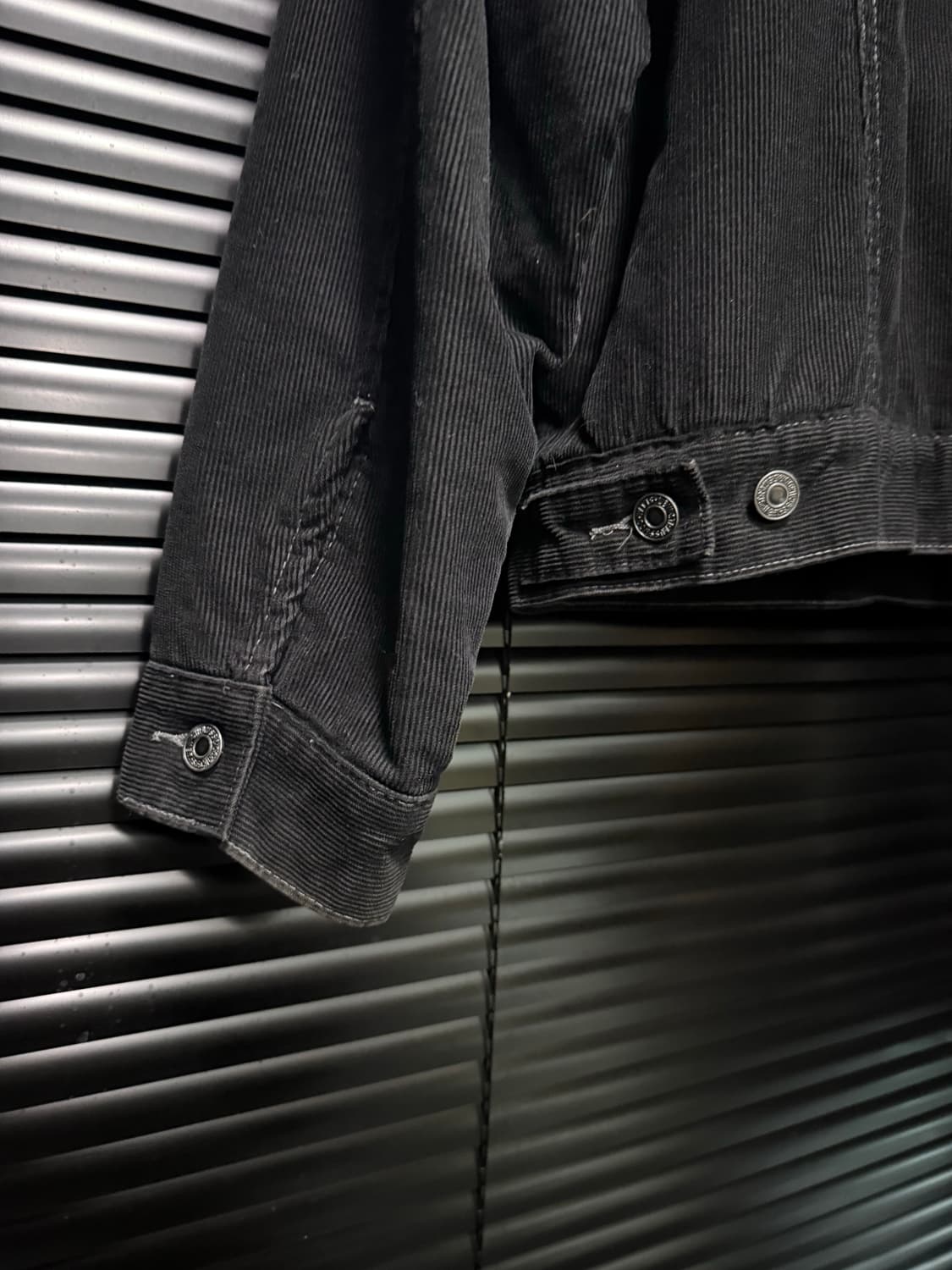 리바이스 70520 골덴 코듀로이 블랙 양털 아이보리 쉐르파 트러커 M 상품이미지5