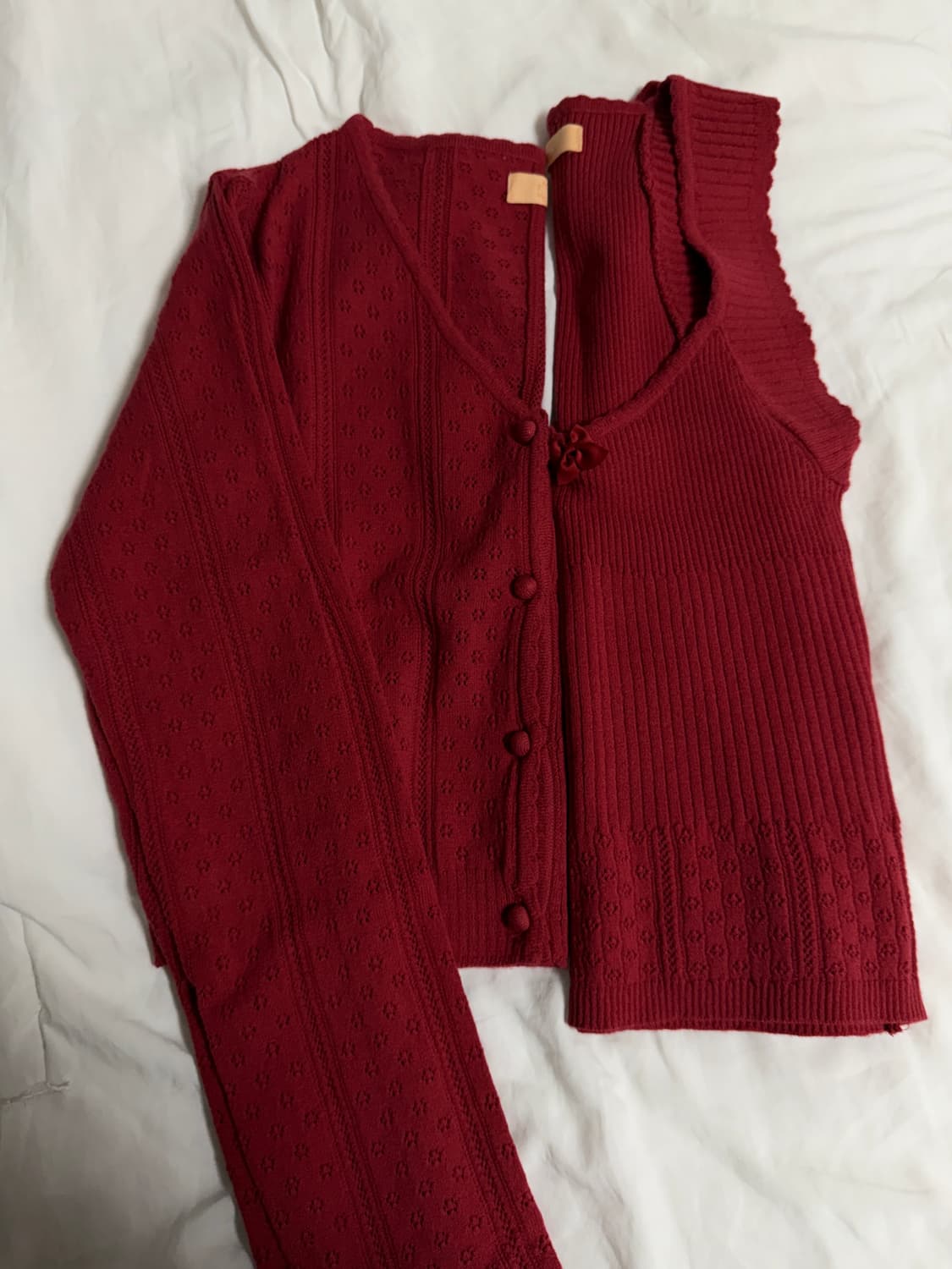 시눈 SCALLOP PUNCHING 스캘럽 펀칭 니트 슬리브리스 세트 상품이미지4