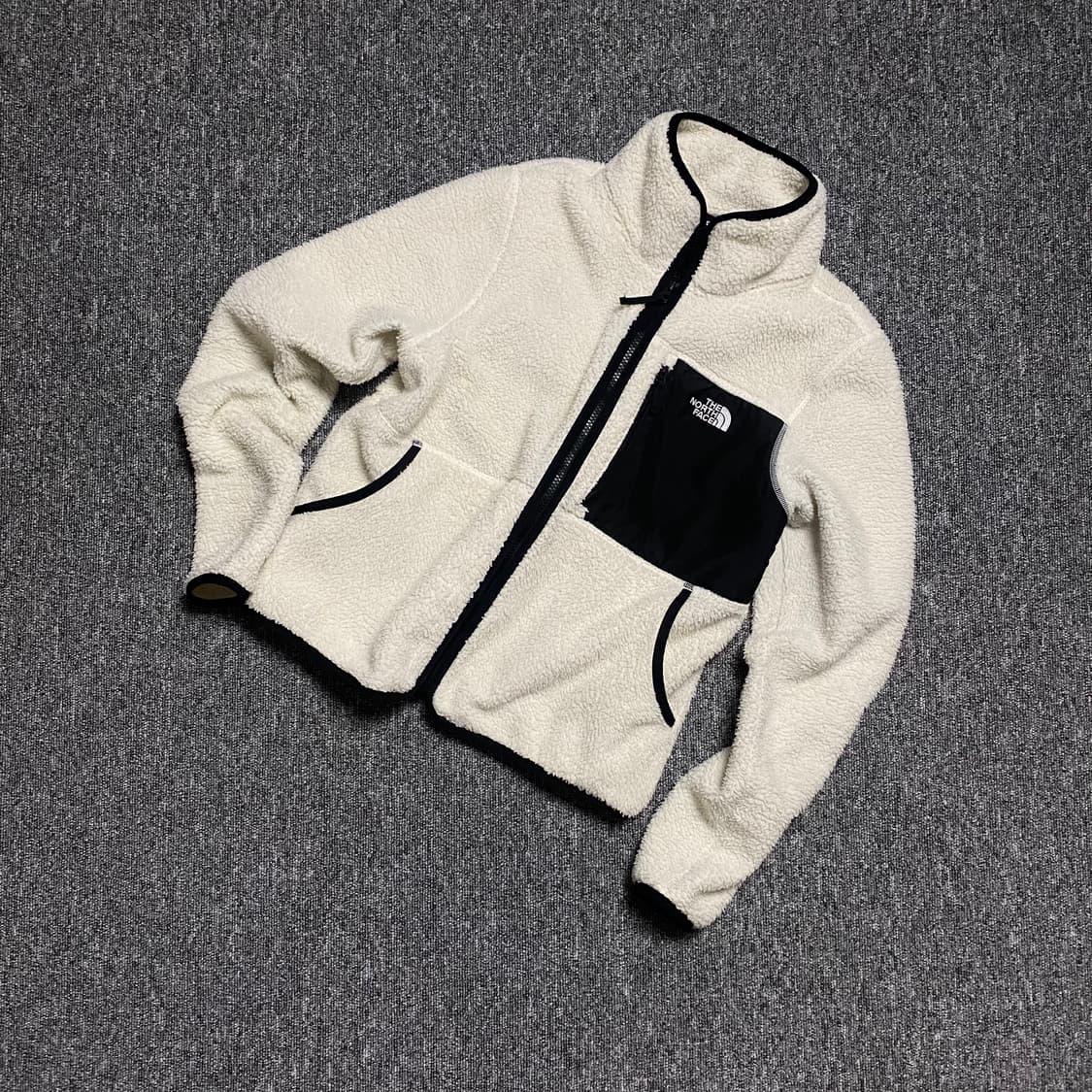 🌊TNF Fleece 해외판 white 상품이미지1