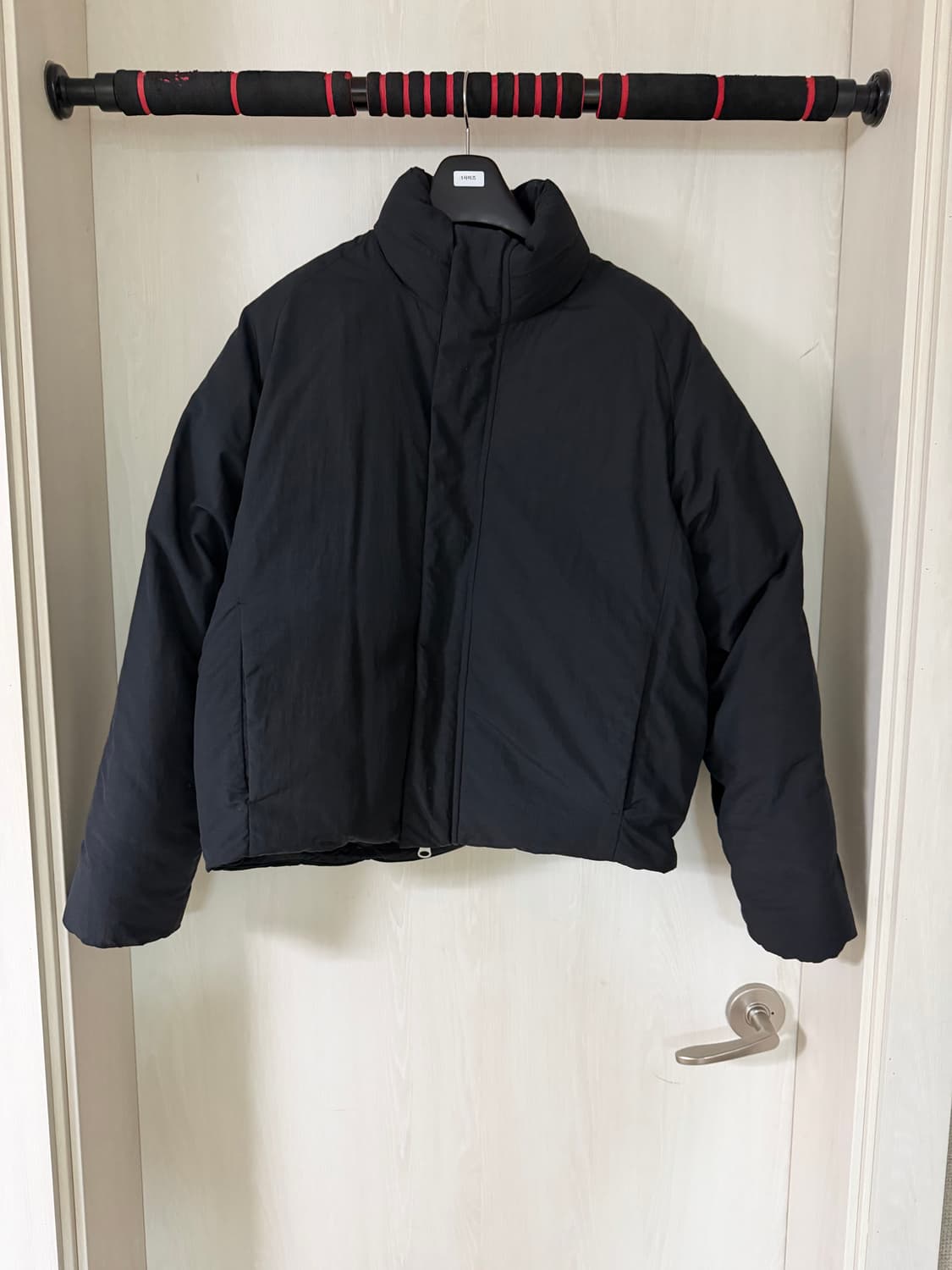 일꼬르소 미니멀 숏 다운 점퍼 상품이미지1