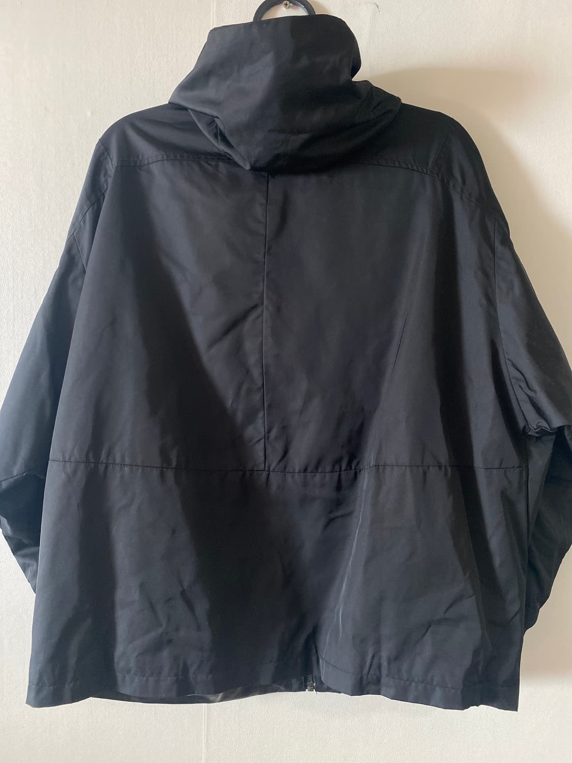 Resume 레더 바람막이 오버핏 자켓 상품이미지3