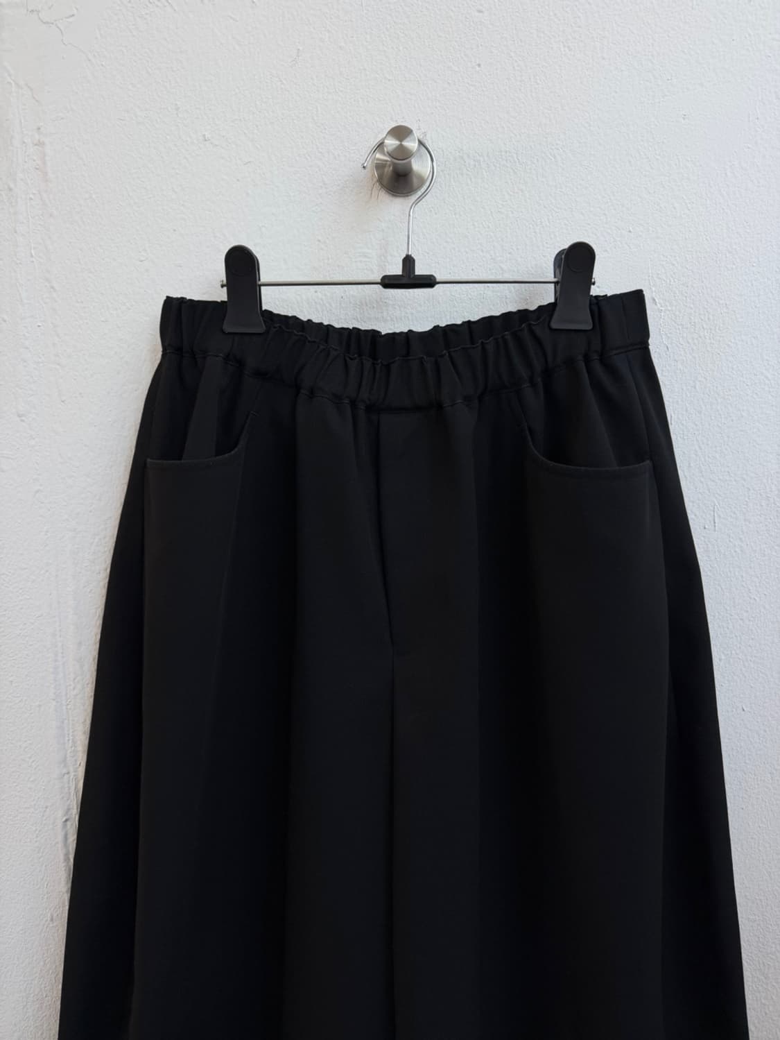 꼼데가르송 블랙 크롭 벌룬 팬츠  상품이미지2