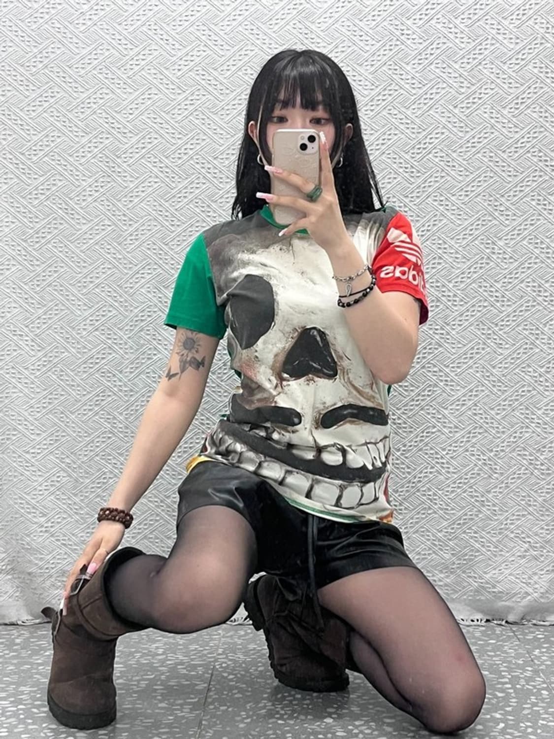 아디다스 올드스쿨 펑크 데이데드 크루 반팔티 90 C12252 상품이미지1
