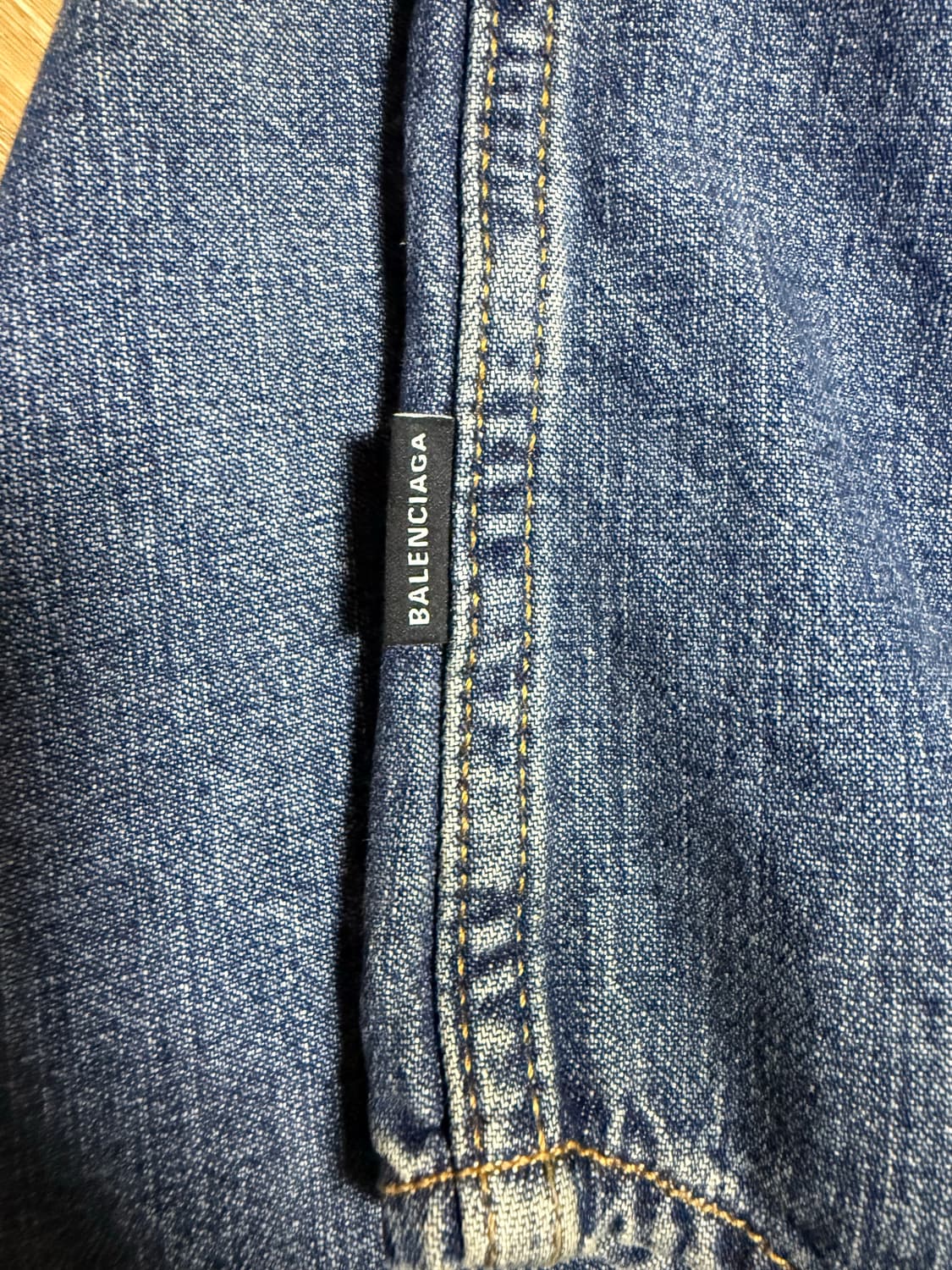 발렌시아가 오버핏 데님셔츠(44) 상품이미지4