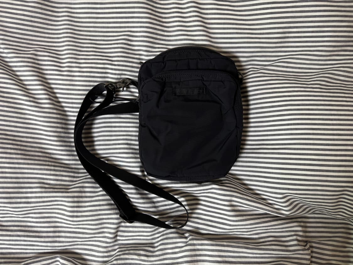 아워레가시 벨브 크로스바디 백 상품이미지1