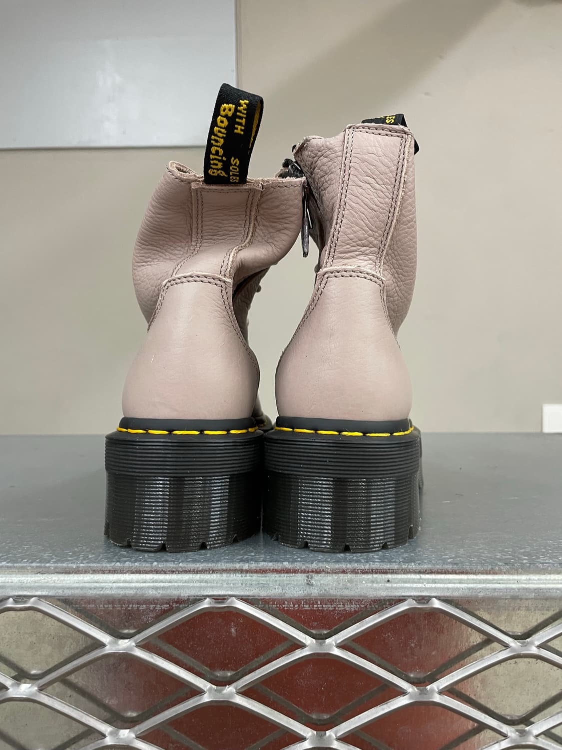 닥터마틴 제이든 III 베이지 uk4 상품이미지3