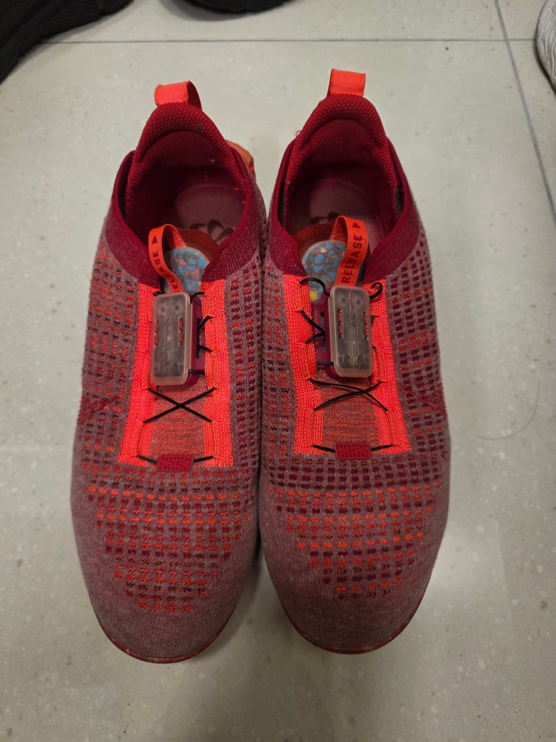 나이키 에어 베이퍼맥스 플라이니트 레드 275사이즈 상품이미지3