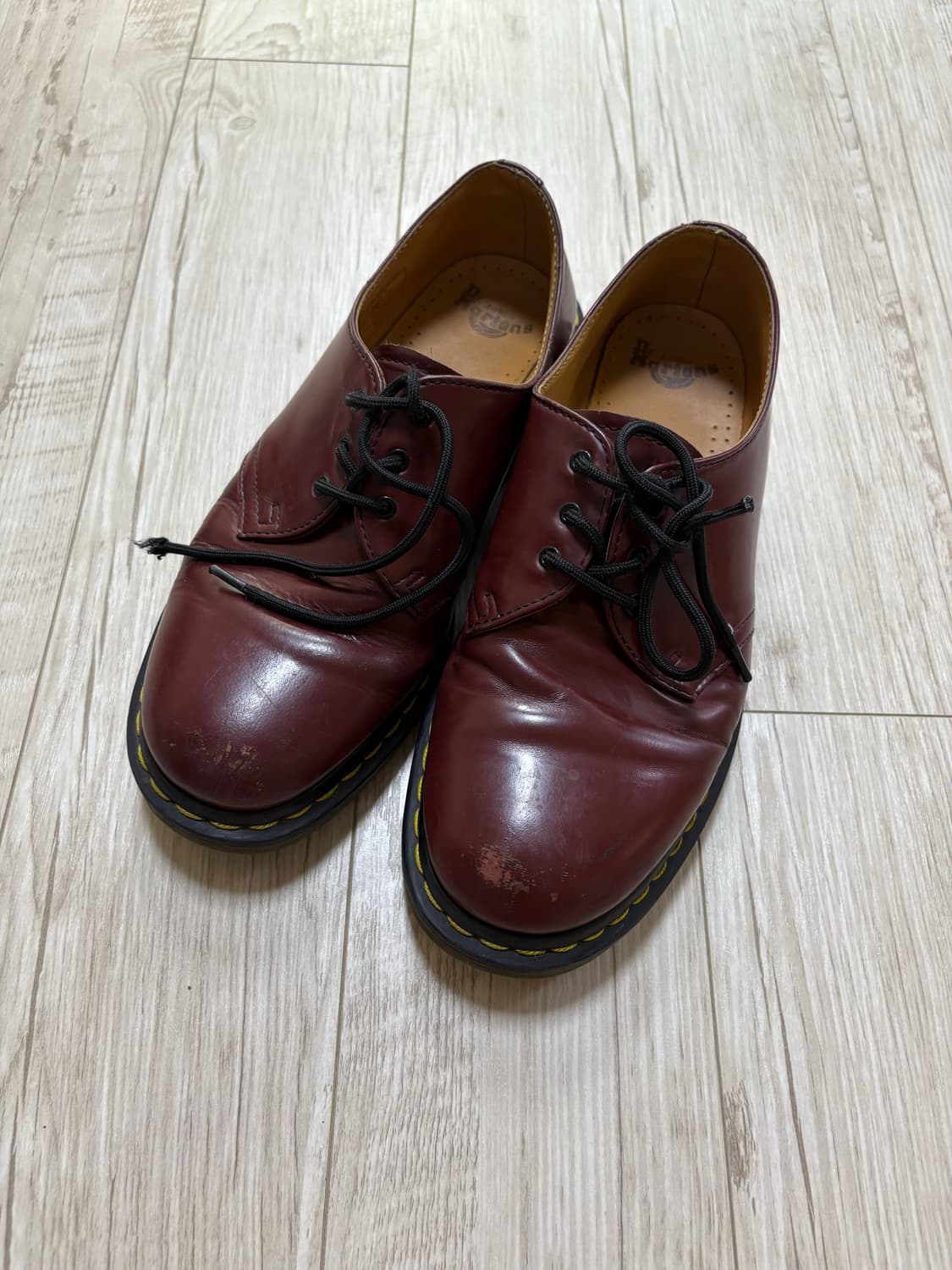 닥터마틴 1461 3홀 체리레드 270 상품이미지1